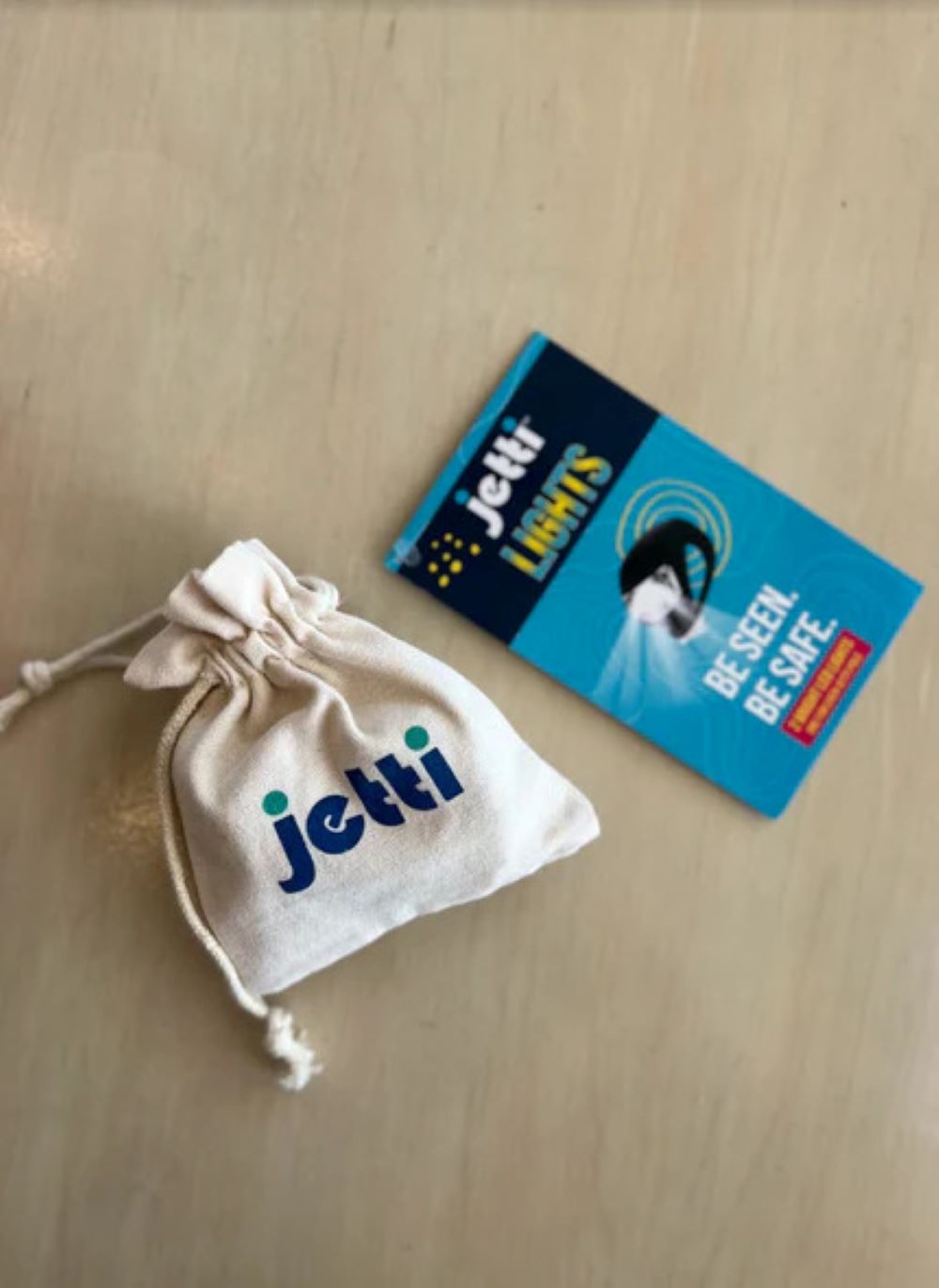 Jetti weighted poles + 2pk light